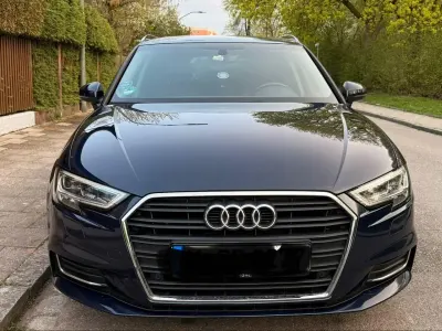 Gebraucht Audi A3 Sport 110 PS (80 kW) 2016 Blau Limousine