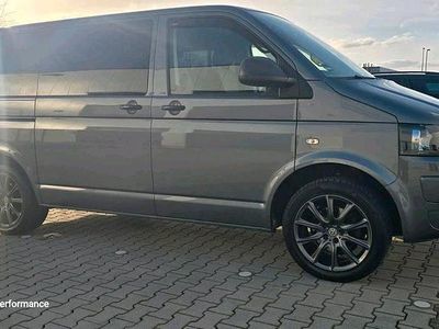 Usata VW T5 Startline 140 CV (102 kW) 2014 Grigio Furgone