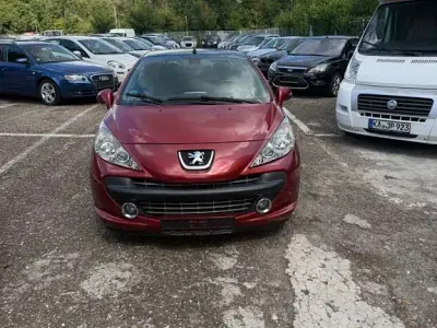 Gebraucht Peugeot 207 CC Platinum 120 PS (88 kW) 2007 Rot Cabrio
