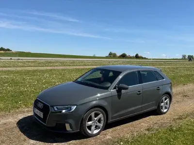 Gebraucht Audi A3 Sport 150 PS (110 kW) 2017 Grau Limousine