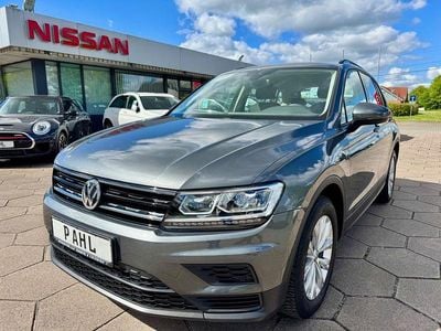 Grau Gebraucht 2020 VW Tiguan Trendline SUV | 21.990 € (Guter Preis)