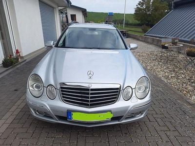 Mercedes E280