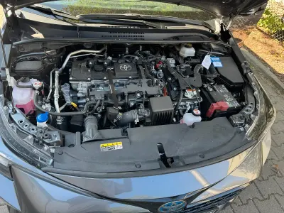 Gebraucht Toyota Corolla 140 PS (102 kW) 2025 Grau Kombi