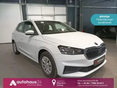 Gebraucht Skoda Fabia Ambition 80 PS (58 kW) 2022 Weiß Kleinwagen