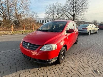 Gebraucht VW Fox 60 PS (44 kW) 2009 Rot Kleinwagen