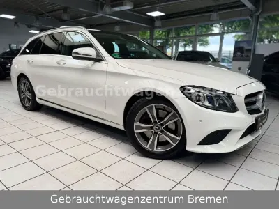 Gebraucht Mercedes C300 Sport 258 PS (189 kW) 2018 Weiß Limousine