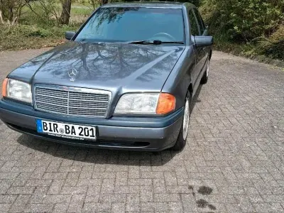 Gebraucht Mercedes C180 122 PS (89 kW) 1994 Limousine