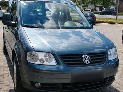 Second-hand VW Caddy 102 CP (75 kW) 2007 Gri Monovolum