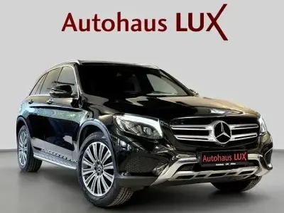 Używany Mercedes GLC250 211 KM (155 kW) 2017 Czarny SUV