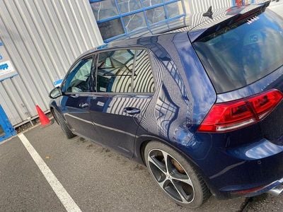 Second-hand VW Golf VII Edition 125 CP (91 kW) 2015 Albastru Berlinǎ