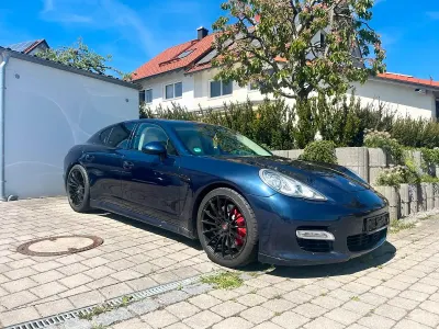 Second-hand Porsche Panamera Turbo 500 CP (367 kW) 2011 Albastru Berlinǎ
