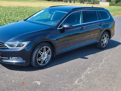 Gebraucht VW Passat Comfortline 150 PS (110 kW) 2016 Schwarz Kombi