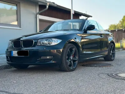 Gebraucht BMW 123 Cabriolet 205 PS (150 kW) 2009 Schwarz Cabrio