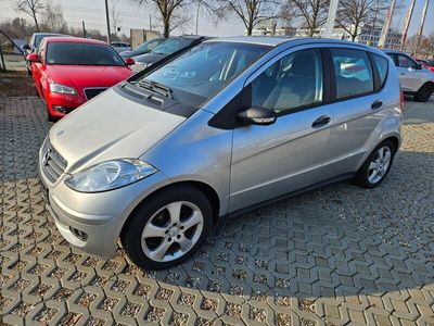 Mercedes A200