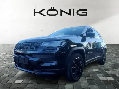 Gebraucht Jeep Compass Night Eagle 131 PS (96 kW) 2022 Solid black SUV