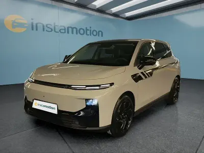 Neu Leapmotor B10 160 kW (218 PS) 2026 Grau SUV