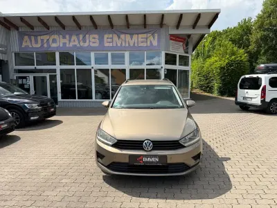 Gebraucht VW Golf Sportsvan Comfortline 86 PS (63 kW) 2014 Gold Van / Kleinbus