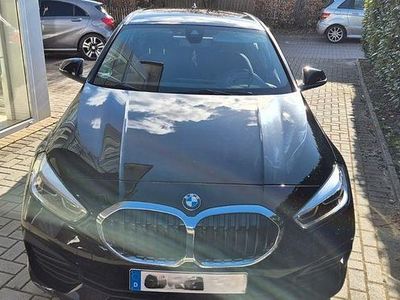 Gebraucht BMW 118 Advantage 140 PS (102 kW) 2021 Schwarz Kleinwagen