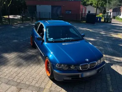 Gebraucht BMW 325 Basis 192 PS (141 kW) 2001 Blau Coupé