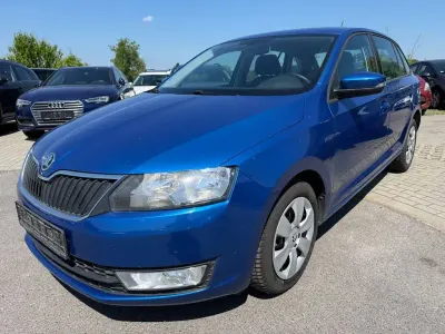 Gebraucht Skoda Rapid Ambition 90 PS (66 kW) 2015 Blau Kleinwagen