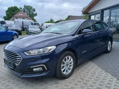 Gebraucht Ford Mondeo 140 PS (102 kW) 2019 Blau Kombi