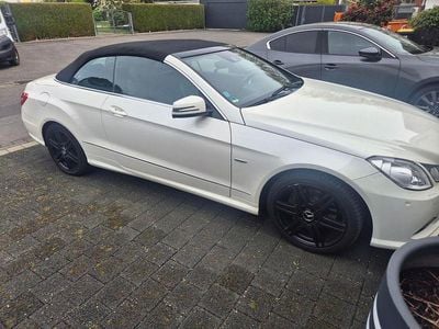 Second-hand Mercedes E250 AMG line 204 CP (150 kW) 2012 Alb Cabrio