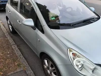 Gebraucht Opel Corsa Edition 80 PS (58 kW) 2009 Blau Kleinwagen