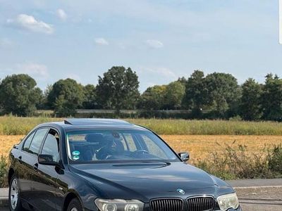 BMW 730