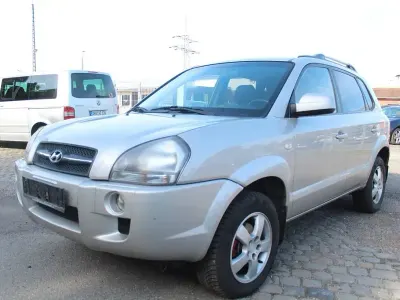 Gebraucht Hyundai Tucson GLS 141 PS (103 kW) 2006 Silber SUV