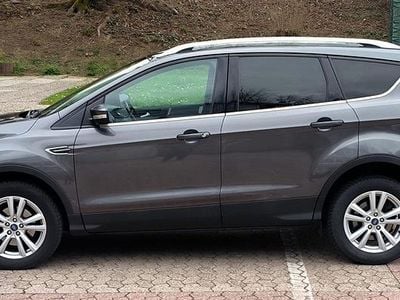 Używany Ford Kuga Trend 150 KM (110 kW) 2017 Szary SUV