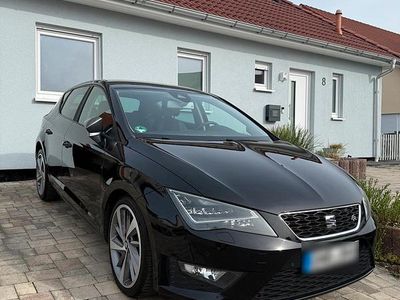 Usata Seat Leon FR 150 CV (110 kW) 2013 Nero Utilitaria