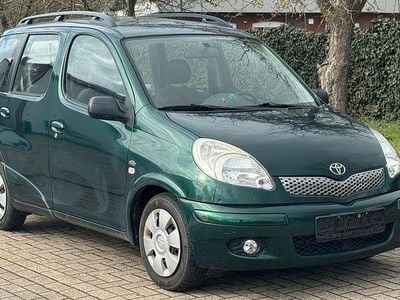 Gebraucht Toyota Yaris Verso 75 PS (55 kW) 2003 Grün Van / Kleinbus