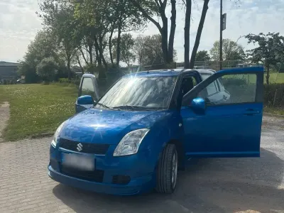 Usata Suzuki Swift 92 CV (67 kW) 2006 Blu Utilitaria