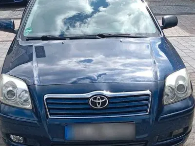 Gebraucht Toyota Avensis Sol 147 PS (108 kW) 2006 Blau Kombi