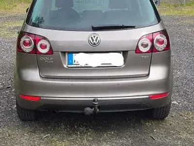 Używany VW Golf Plus Cross 105 KM (77 kW) 2012 Minivan