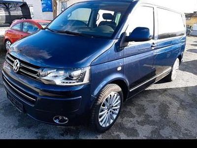 Gebraucht VW Multivan 179 PS (131 kW) 2013 Blau Van
