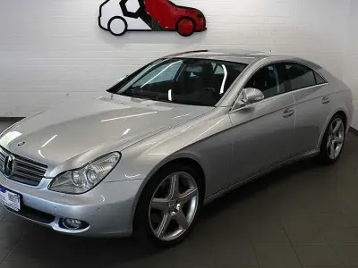 Gebraucht Mercedes CLS500 306 PS (225 kW) 2005 Grau Coupé