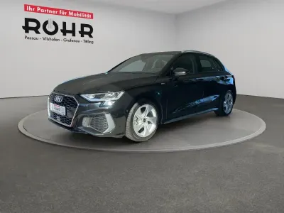 Używany Audi A3 S-Line 150 KM (110 kW) 2022 Czarny Sedan/Limuzyna