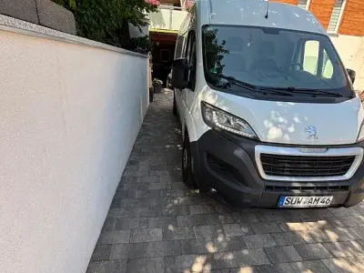Gebraucht Peugeot Boxer 110 PS (80 kW) 2018 Weiß Van