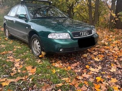Second-hand Audi A4 110 CP (80 kW) 2000 Verde Berlinǎ