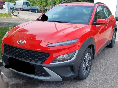 Gebraucht Hyundai Kona Select 105 PS (77 kW) 2022 Orange SUV