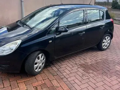 Gebraucht Opel Corsa Selection 69 PS (50 kW) 2010 Schwarz Kleinwagen
