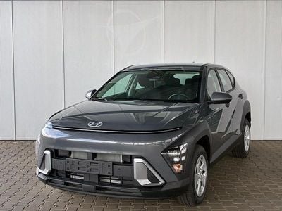 Neu Hyundai Kona Comfort 101 PS (74 kW) 2025 Amazon grey SUV