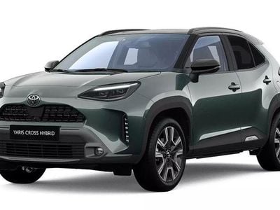 Neu Toyota Yaris Cross Plus 131 PS (96 kW) 2026 Grün SUV