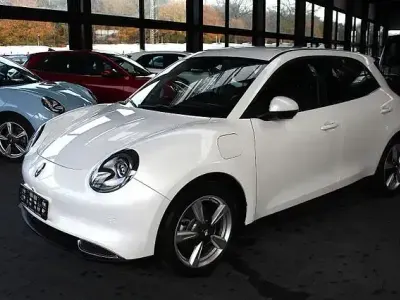 Usata Ora 03 125 kW (171 CV) 2023 Bianco Utilitaria