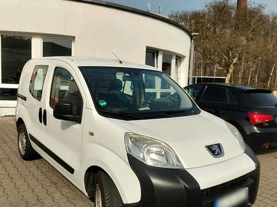 Gebraucht Peugeot Bipper 75 PS (55 kW) 2012 Weiß Van / Kleinbus
