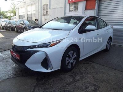 Gebraucht Toyota Prius 122 PS (89 kW) 2020 Weiß Kleinwagen