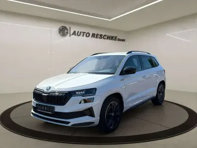 Gebraucht Skoda Karoq SportLine 150 PS (110 kW) 2023 Moonweiss metallic SUV