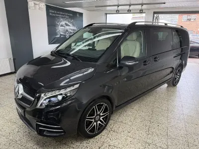 Gebraucht Mercedes V300 AMG 237 PS (174 kW) 2023 Grau Van / Kleinbus