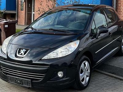 Farbe schwarz obsidien Gebraucht 2010 Peugeot 207 Premium Kleinwagen | 2.990 €